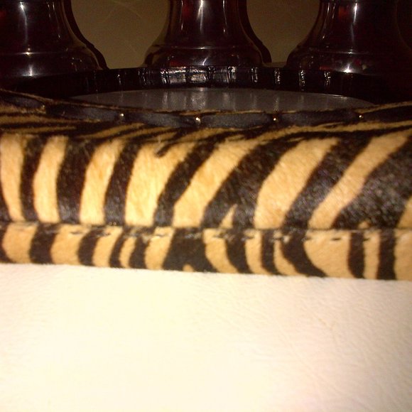 VBH Pony Hair Shoulder Bag - Picture 5 of 8